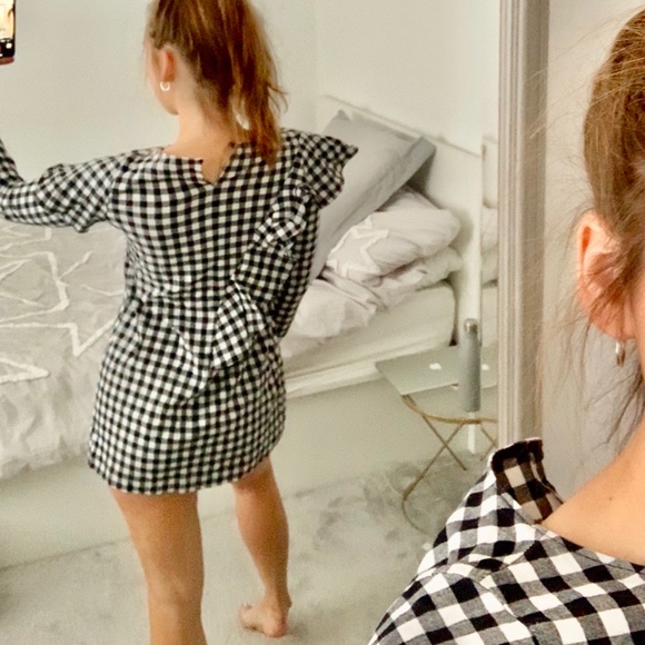 Zara girls gingham dress with flounce - Picture 14 of 16